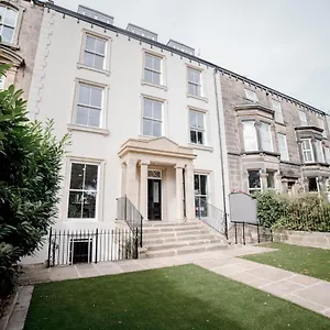  Apartment York Place One