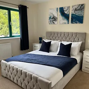 With Free Onsite Parking Apartment Cambridge (Cambridgeshire)